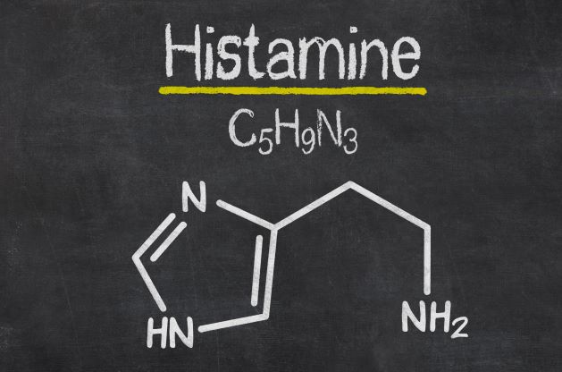 histamín chemická značka na čiernej tabuli