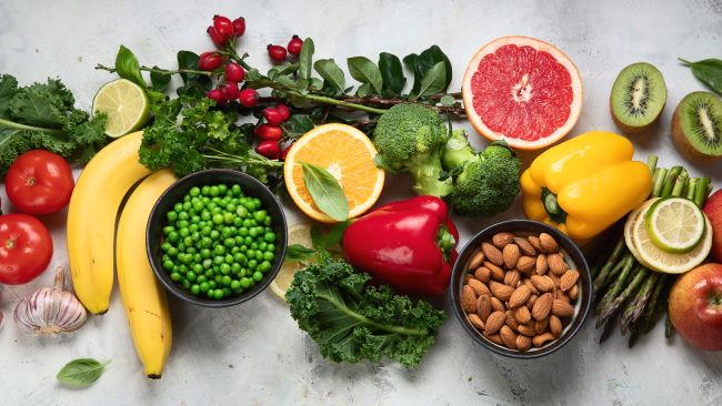 Čerstvé potraviny, ktoré obsahujú vitamín C. Podpora imunity, vláknina, zdravé trávenie.